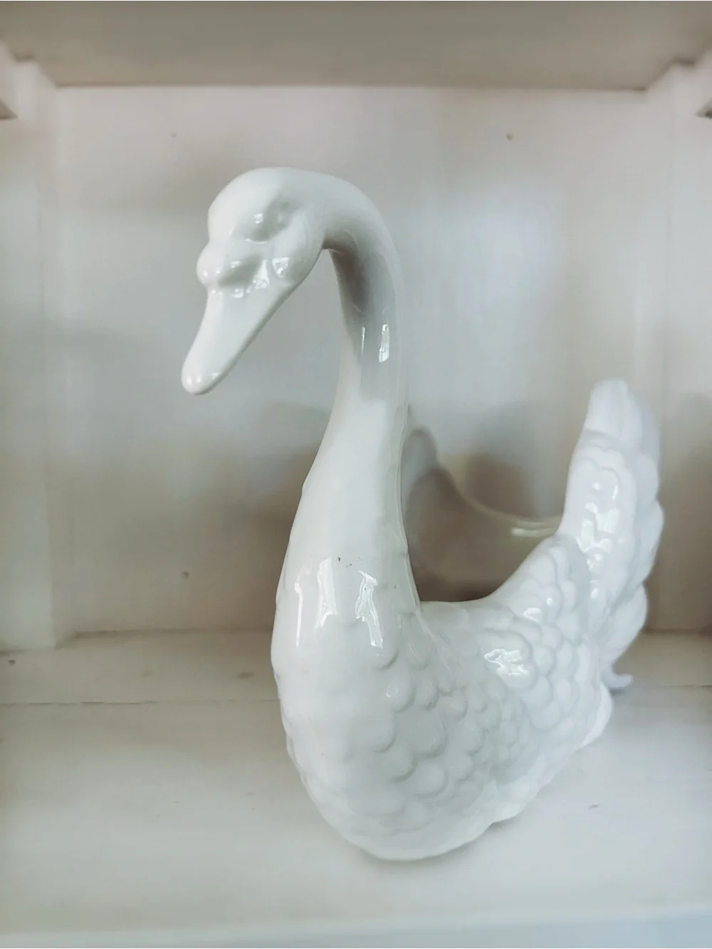 Vintage Fitz and Floyd white swan planter cachepot ceramic centerpiece 1980